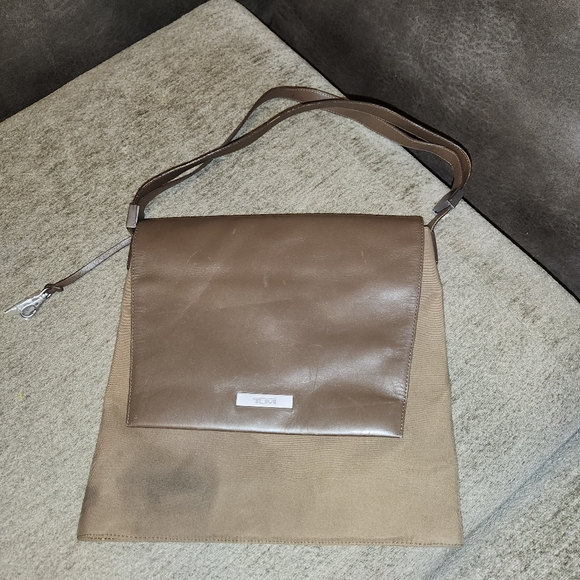 Tumi Dark Brown Leather Messenger Bag - Picture 5 of 5